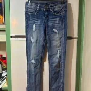 🖤Dollhouse Blue Distressed Women's Jeans